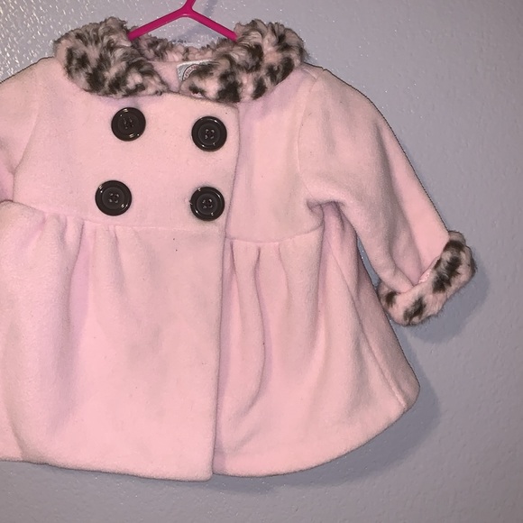 Of Philadelphia Good Lad baby pink cheetah print faux fur peacoat - Picture 3 of 6